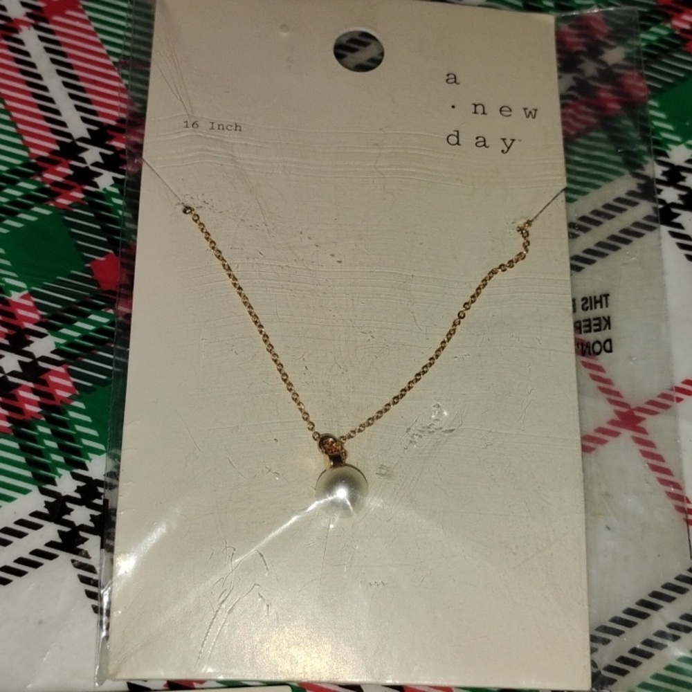 A New Day Gold and Silver Jewelry Set - Picture 2 of 5